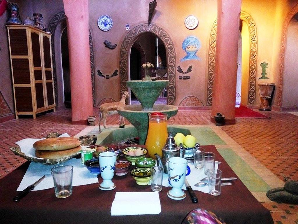 Kasbah Les Alizes Du Desert Мхамид Екстериор снимка