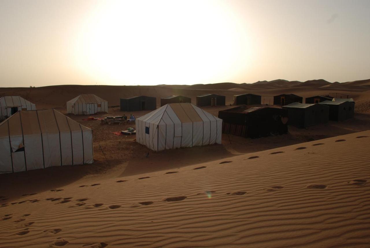 Kasbah Les Alizes Du Desert Мхамид Екстериор снимка