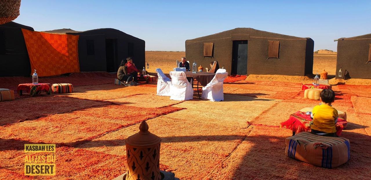 Kasbah Les Alizes Du Desert Мхамид Екстериор снимка