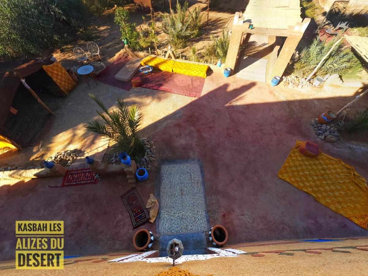 Kasbah Les Alizes Du Desert Мхамид Екстериор снимка